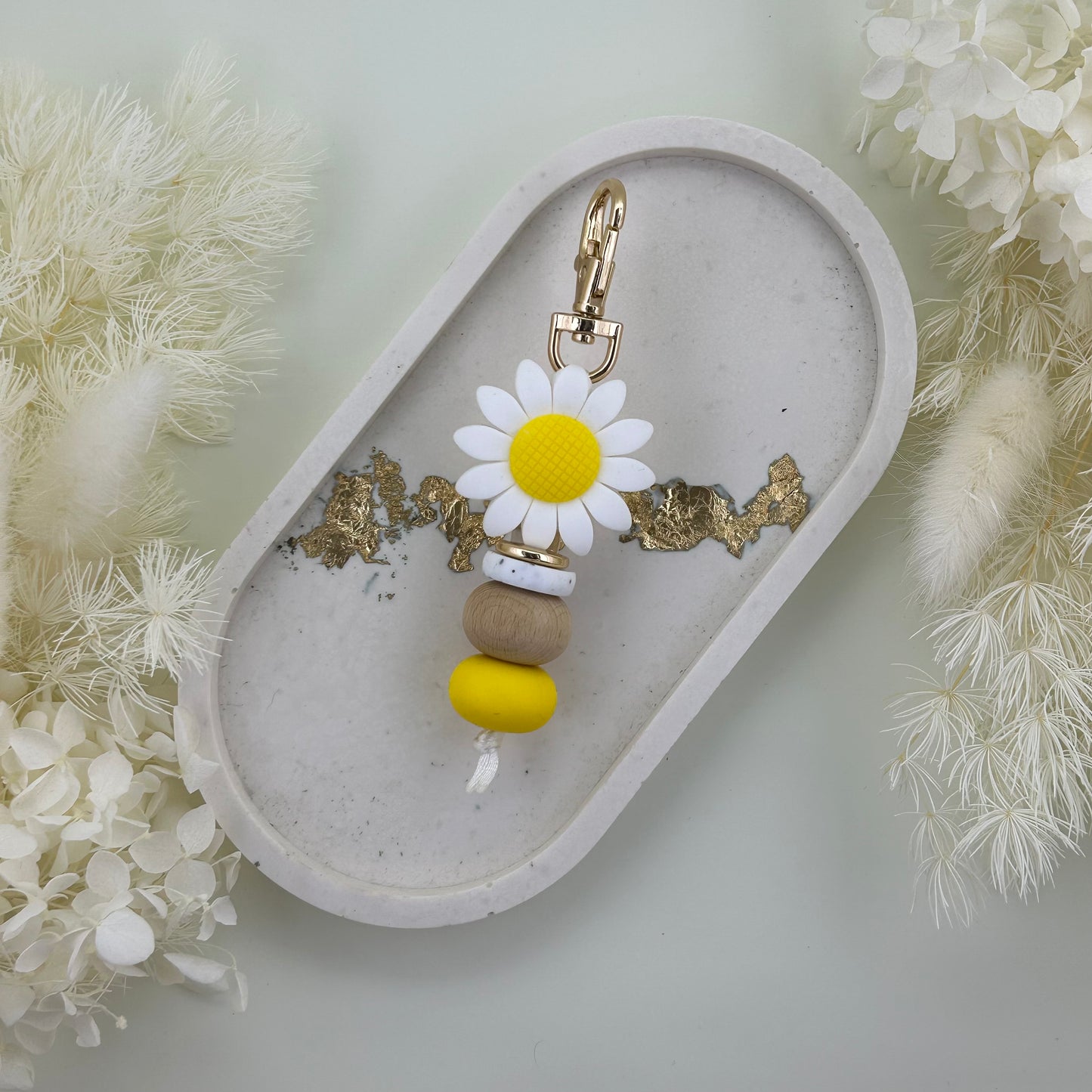 The Daisy Keychain